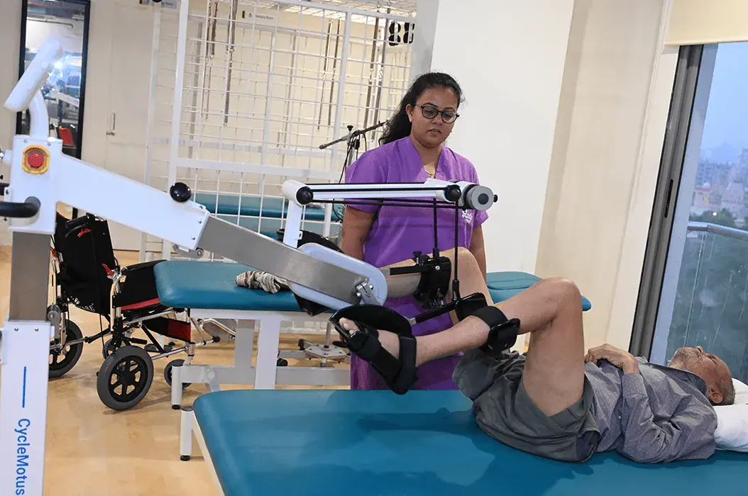 Kadji rehabilitation therapy in progress